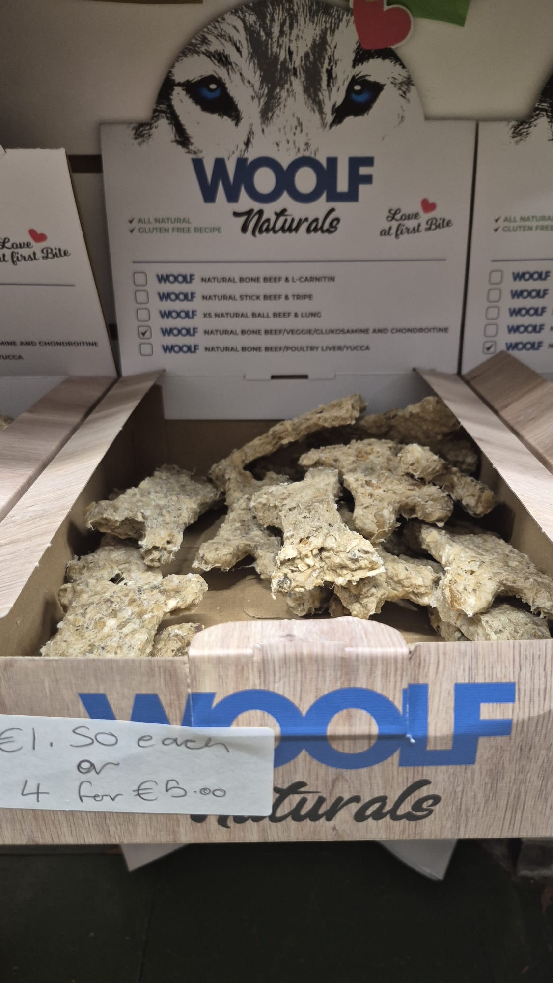Woolf Natural Bone with Beef, Vegetables, Glucosamine, and Chondroitin