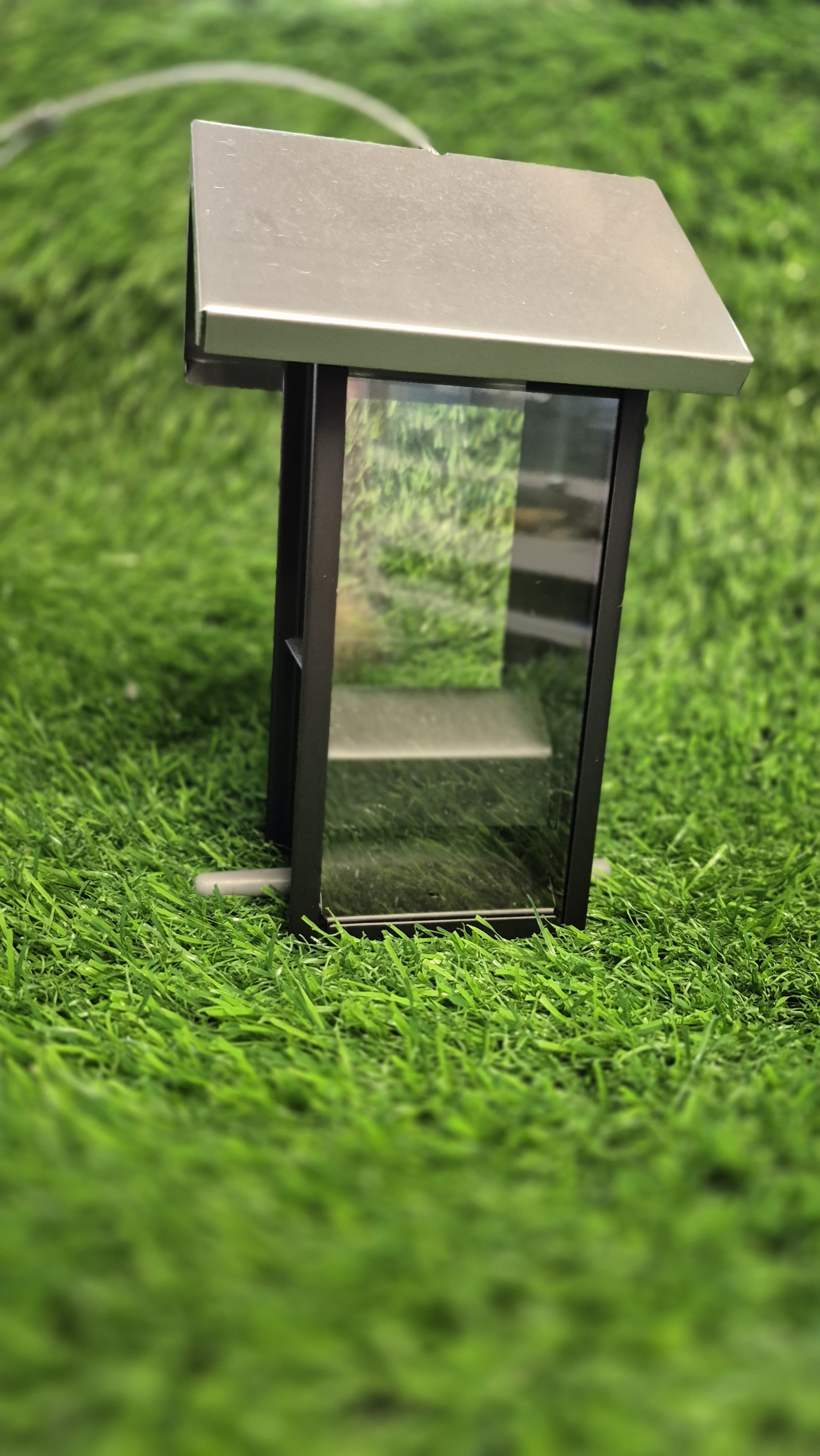 Wild Bird House – Compact & Weatherproof Shelter